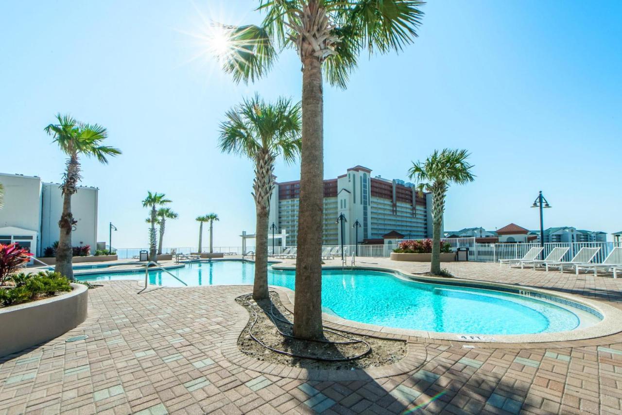Laketown Wharf 2029 Apartment