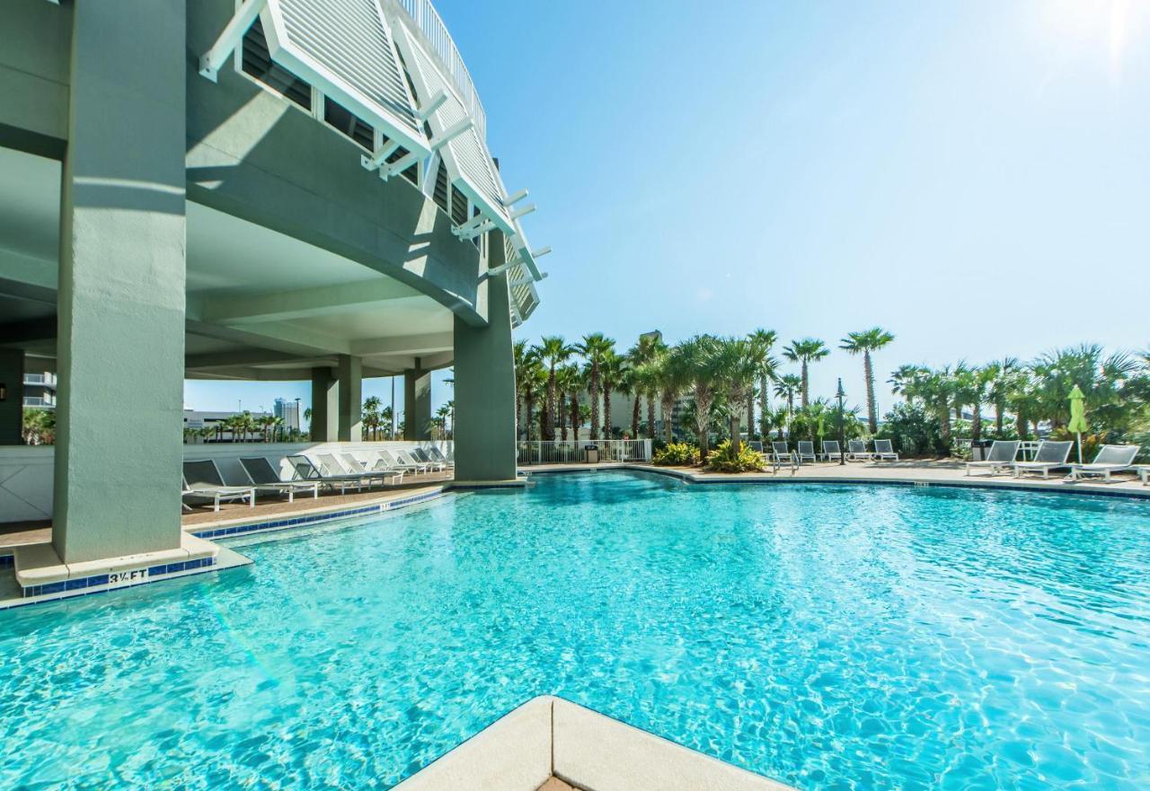 Laketown Wharf 2029 Apartment *